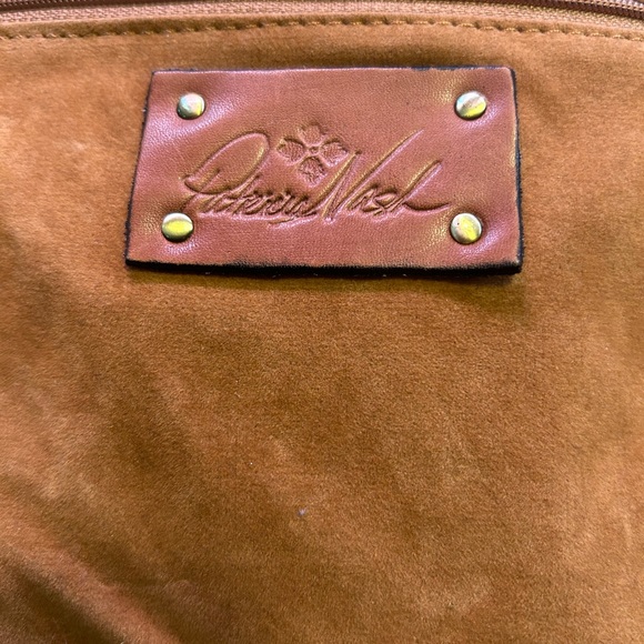Patricia Nash Crossbody purse. - Picture 9 of 10